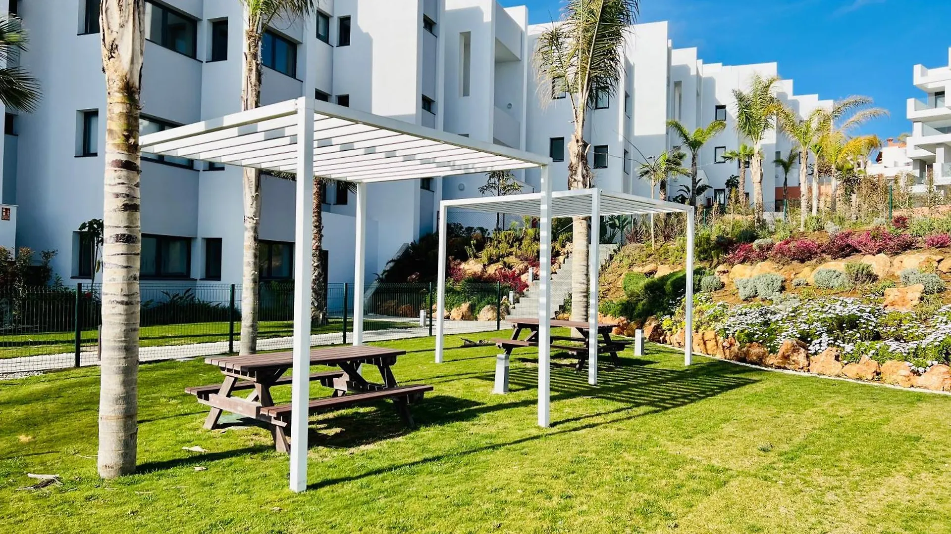 Logement Moderne Et Cosy Avec Piscine, Jacuzzi, Salle De Sport Et Billard Estepona 0*,  España
